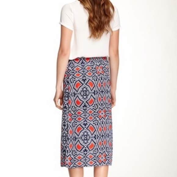 Bold Midi Skirt - Picture 2 of 5